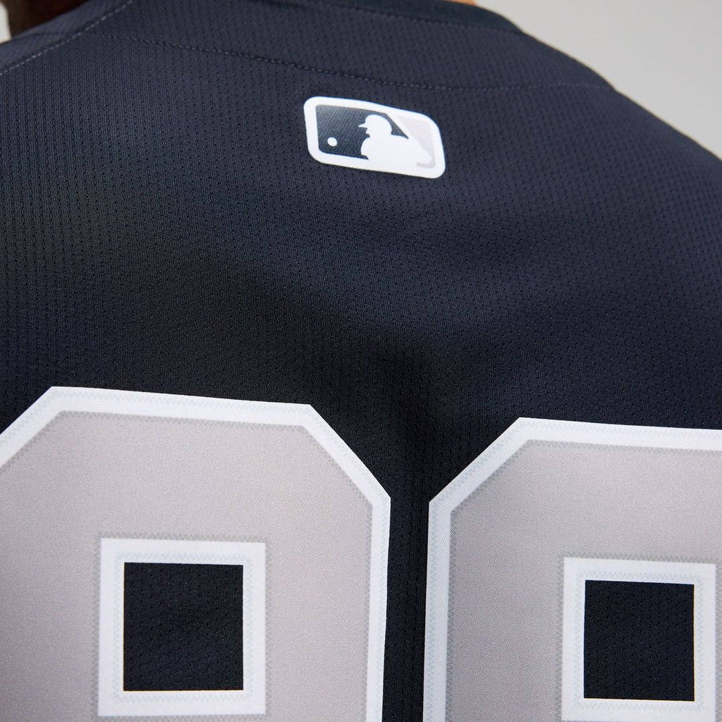 New York Yankees Nike Aaron Judge Road Limited Baseball Jersey - Gray