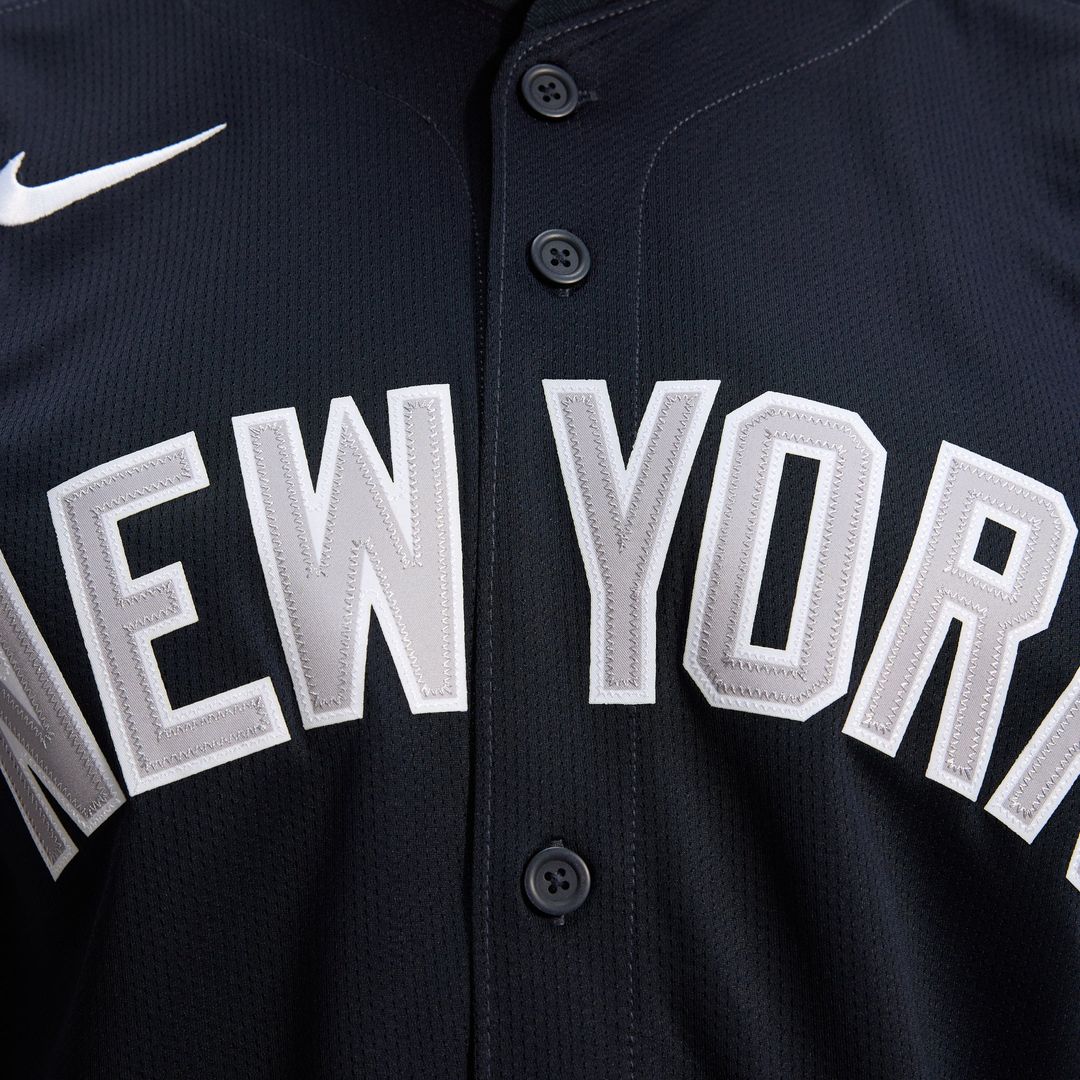 New York Yankees Nike Aaron Judge Road Limited Baseball Jersey - Gray
