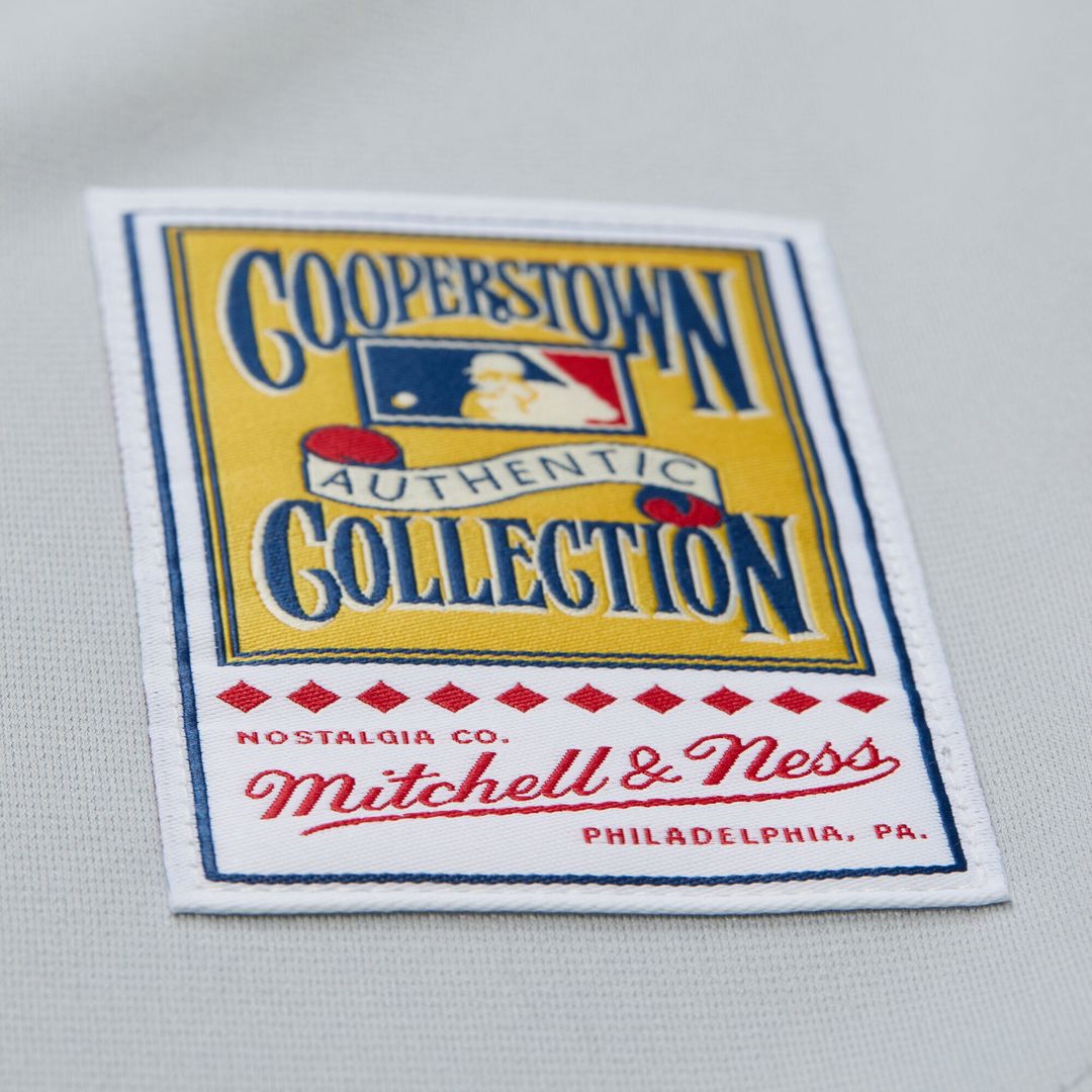 Chicago White Sox Mitchell & Ness Mark Buehrle 2005 Throwback Authentic Baseball Jersey - Gray