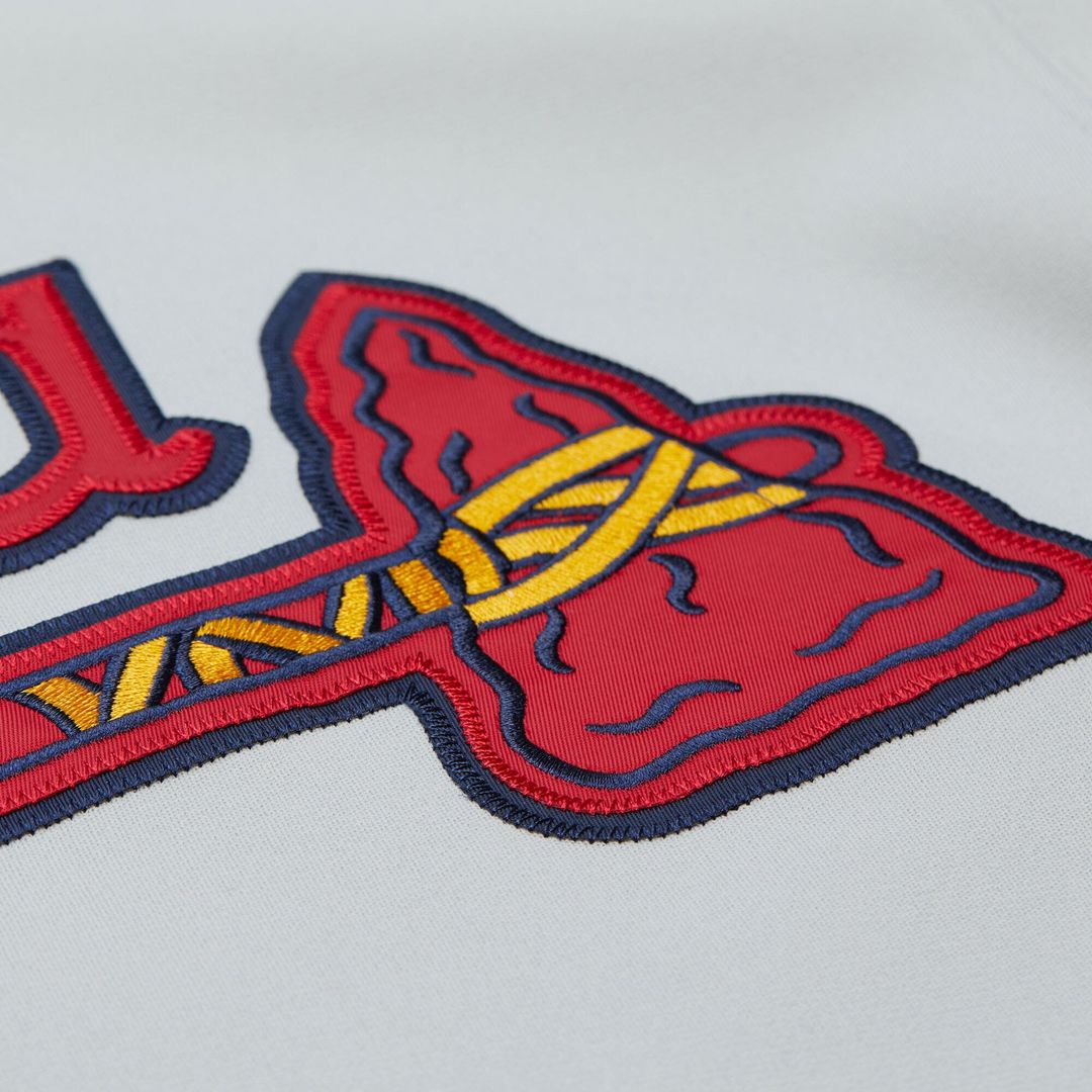 Atlanta Braves Mitchell & Ness Greg Maddux 1995 Throwback Authentic Baseball Jersey - Gray