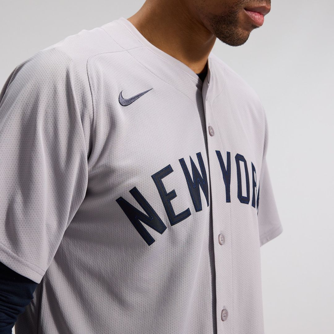 New York Yankees Nike Aaron Judge Road Limited Baseball Jersey - Gray